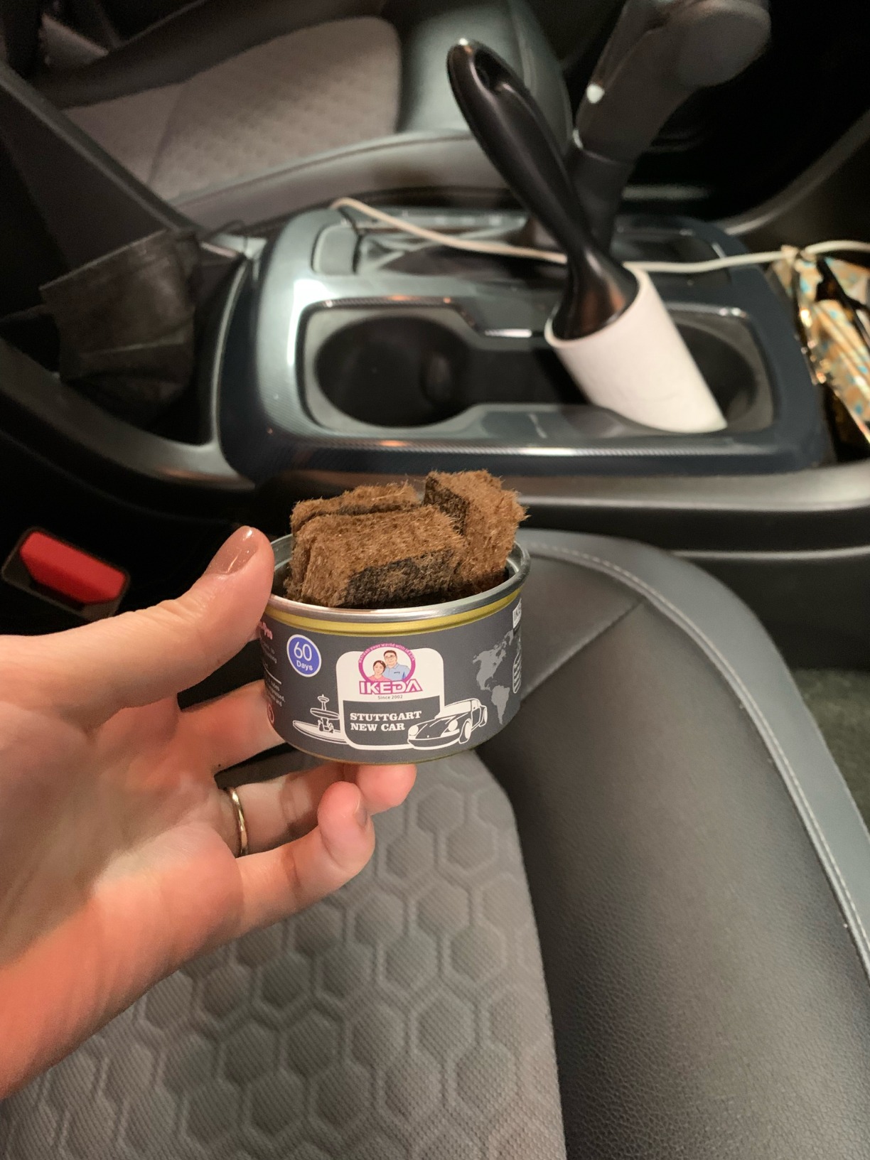 Penyegar udara mobil: Aroma gu - Home Fragrance Oud ulasan dan harga